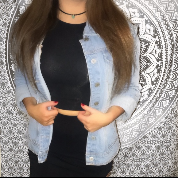 Forever 21 Distressed Denim Jacket - Picture 4 of 4